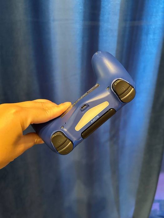 Controllere maneta PS4 DualShock 4