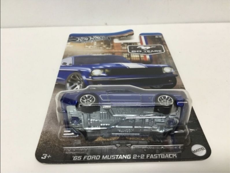 Ford Mustang chase
