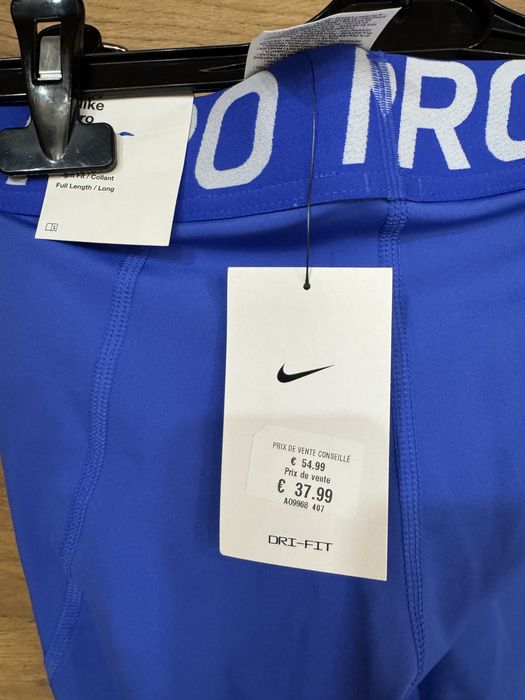 Дамски клин Nike Pro