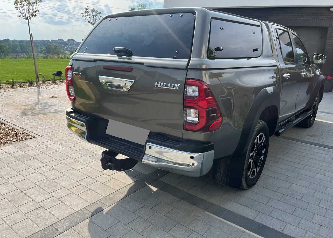 Toyota Hilux 2.8 D-4D Double Cab SR5+ 4x4