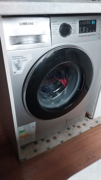 Продам стиральную машину Самсунг
