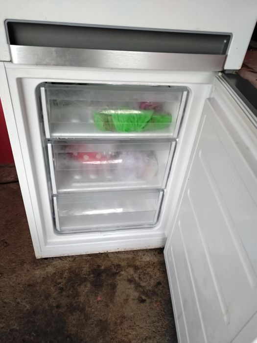 Combina frigorifica Whirplool