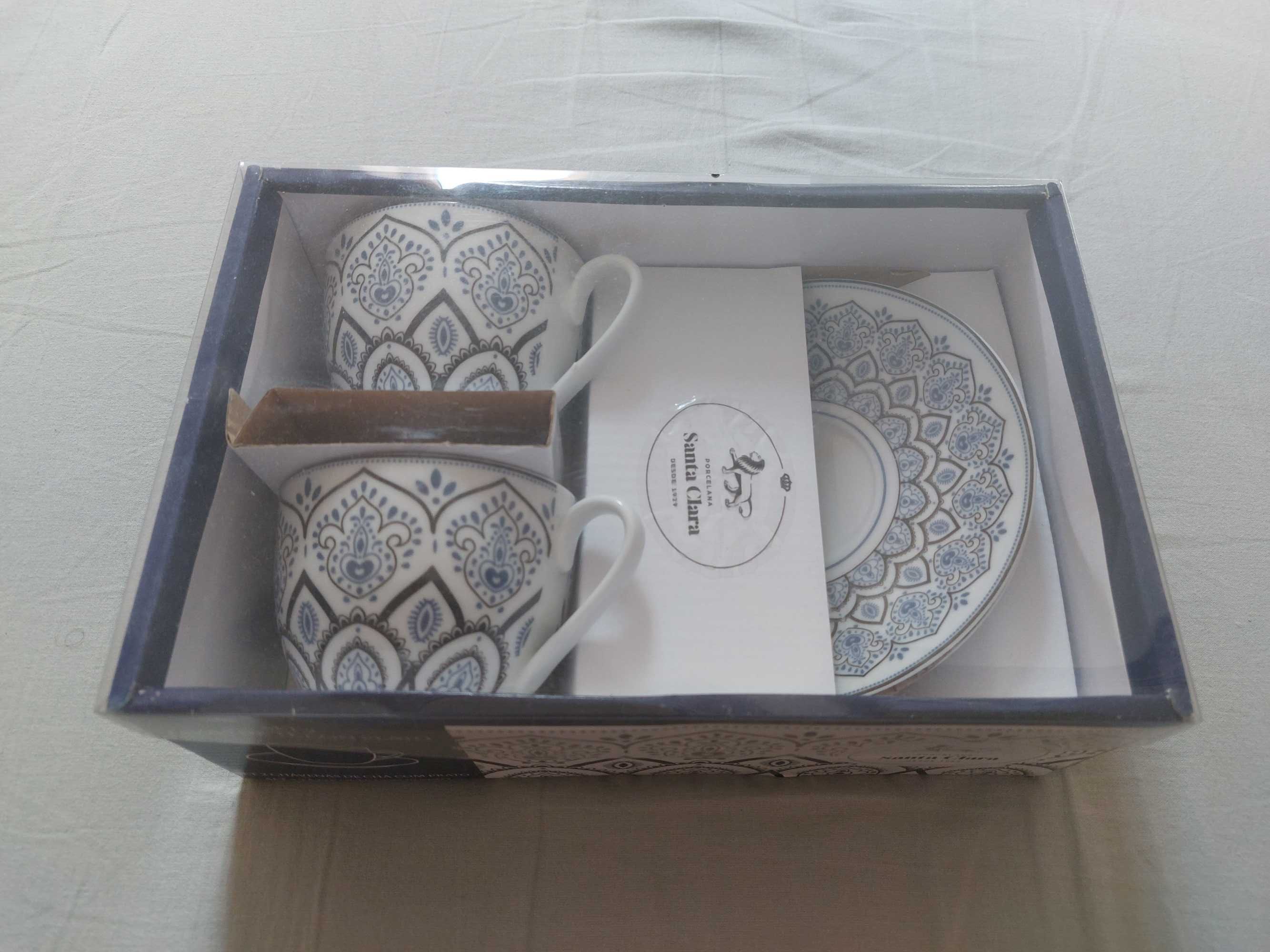 Комплект от 2 броя порцеланови чаши за чай с чинийка Santa Clara