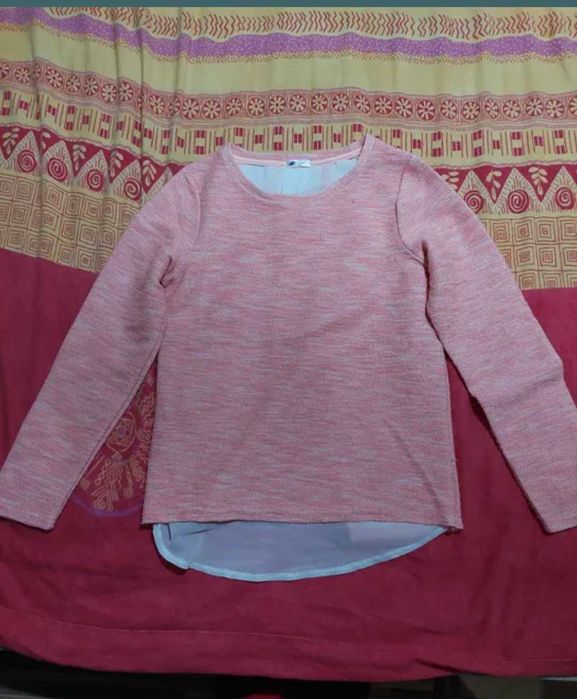Pulover casual damă cu fir auriu