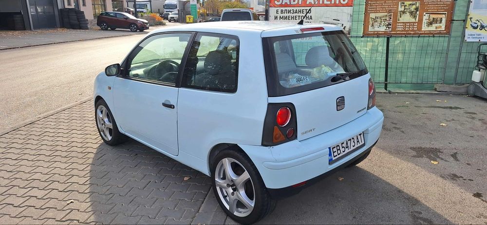 Продавам SEAT AROSA 1.0 бензин 2001г(КЛИМАТИК)Цена 1500лв