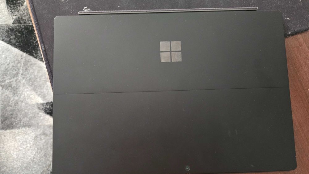 Oferta BF Microsoft Surface Pro 7 ,CPU: I5-1035G4 ,256 Gb, Pen + docki