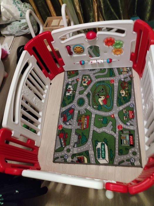 Țarc pentru bebelusi