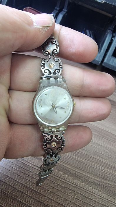 РЕМОНТ ЧАСОВ. Замена и полировка стекла.