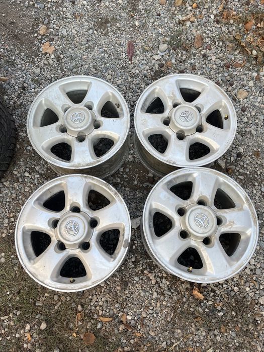 Продам диски с шинами