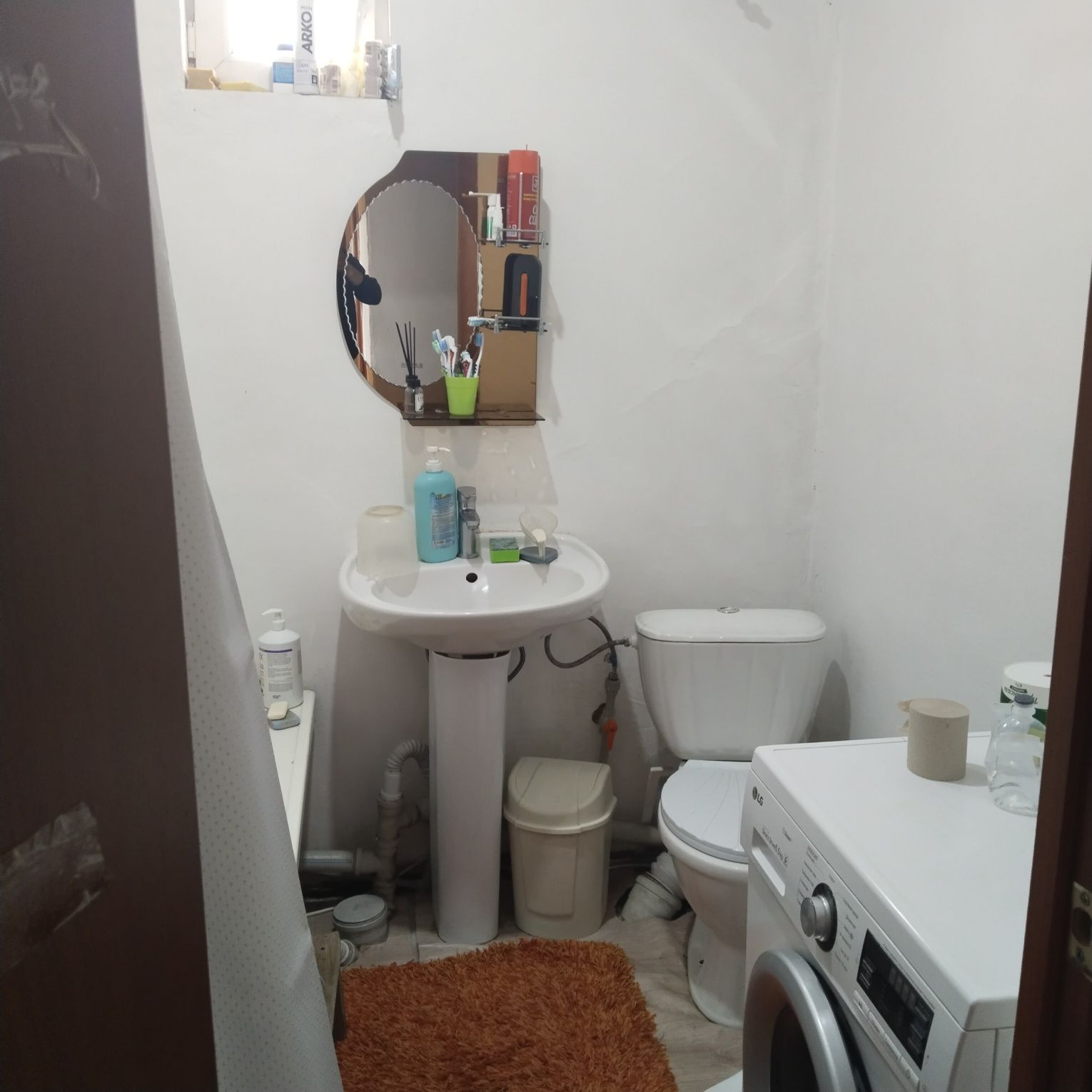 Продам срочно дом 4 комн.