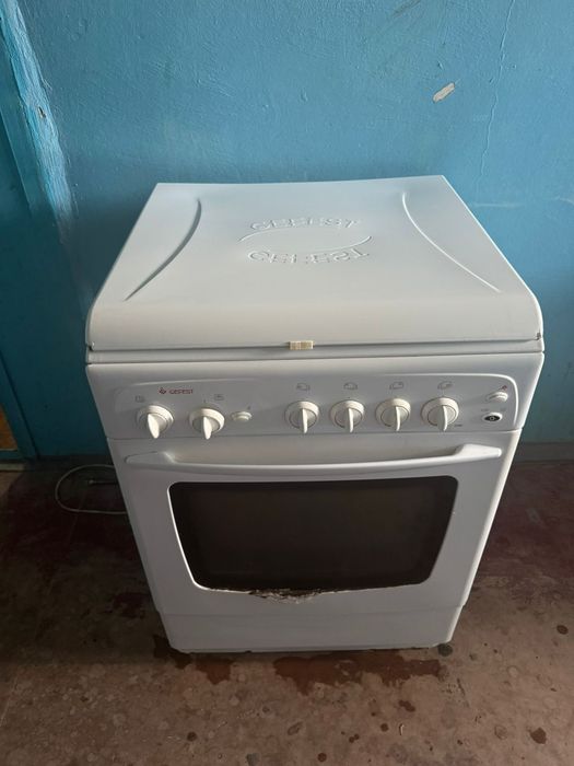 Сроно продам газовую плиту