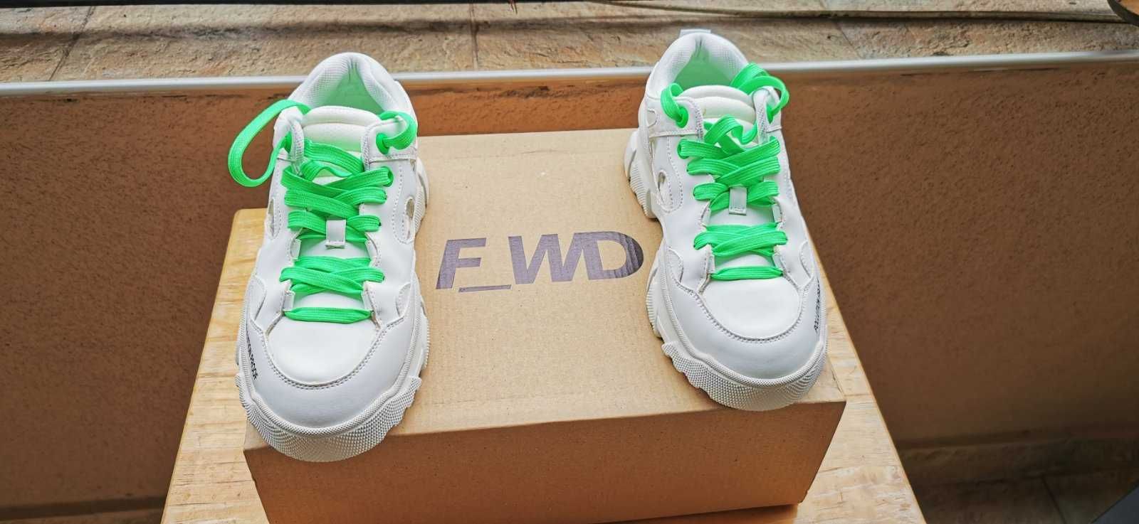 Оригинални дамски маратонки F_WD - 36 номер.