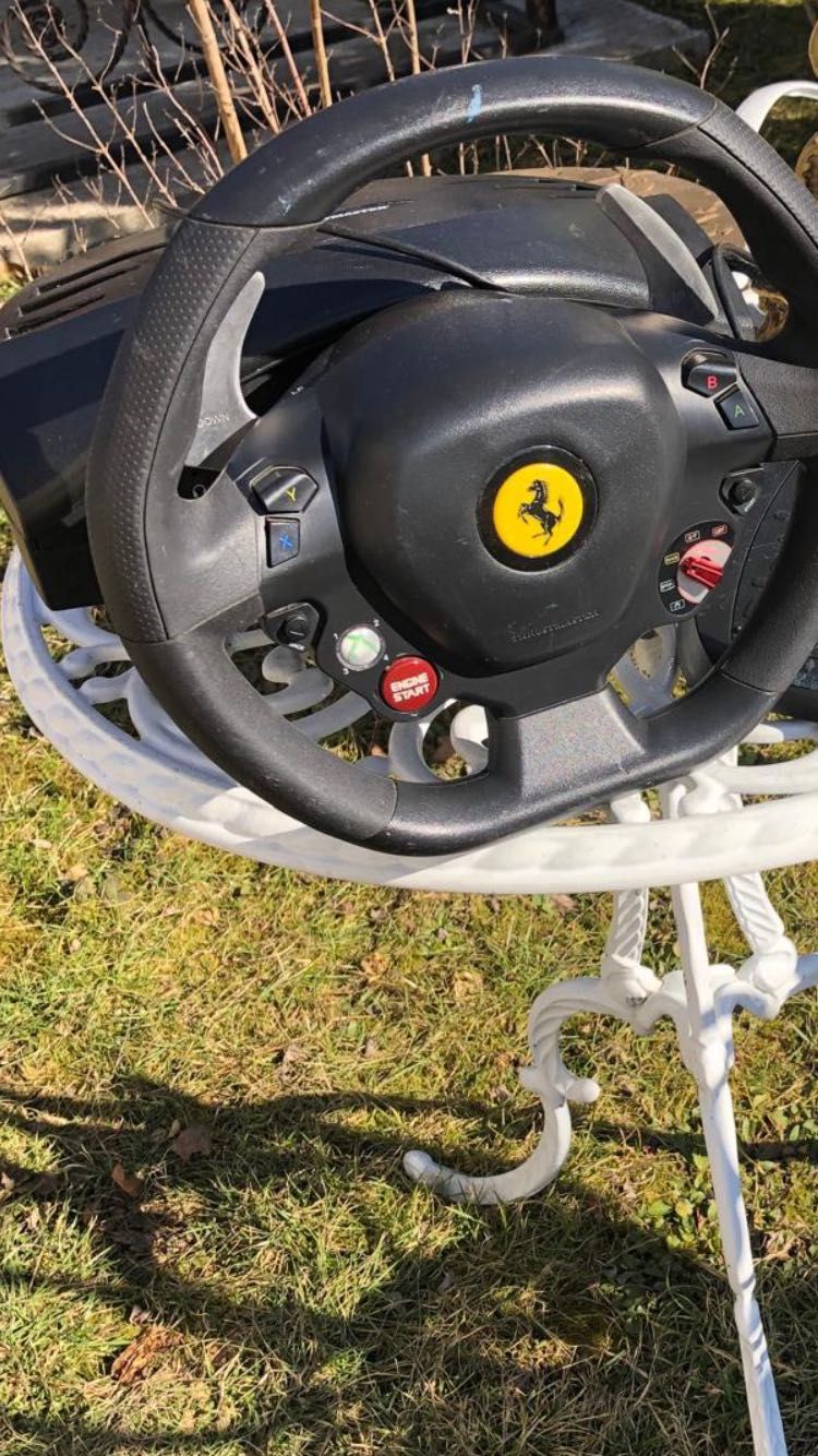 Volan thrustmaster Ferrari 458