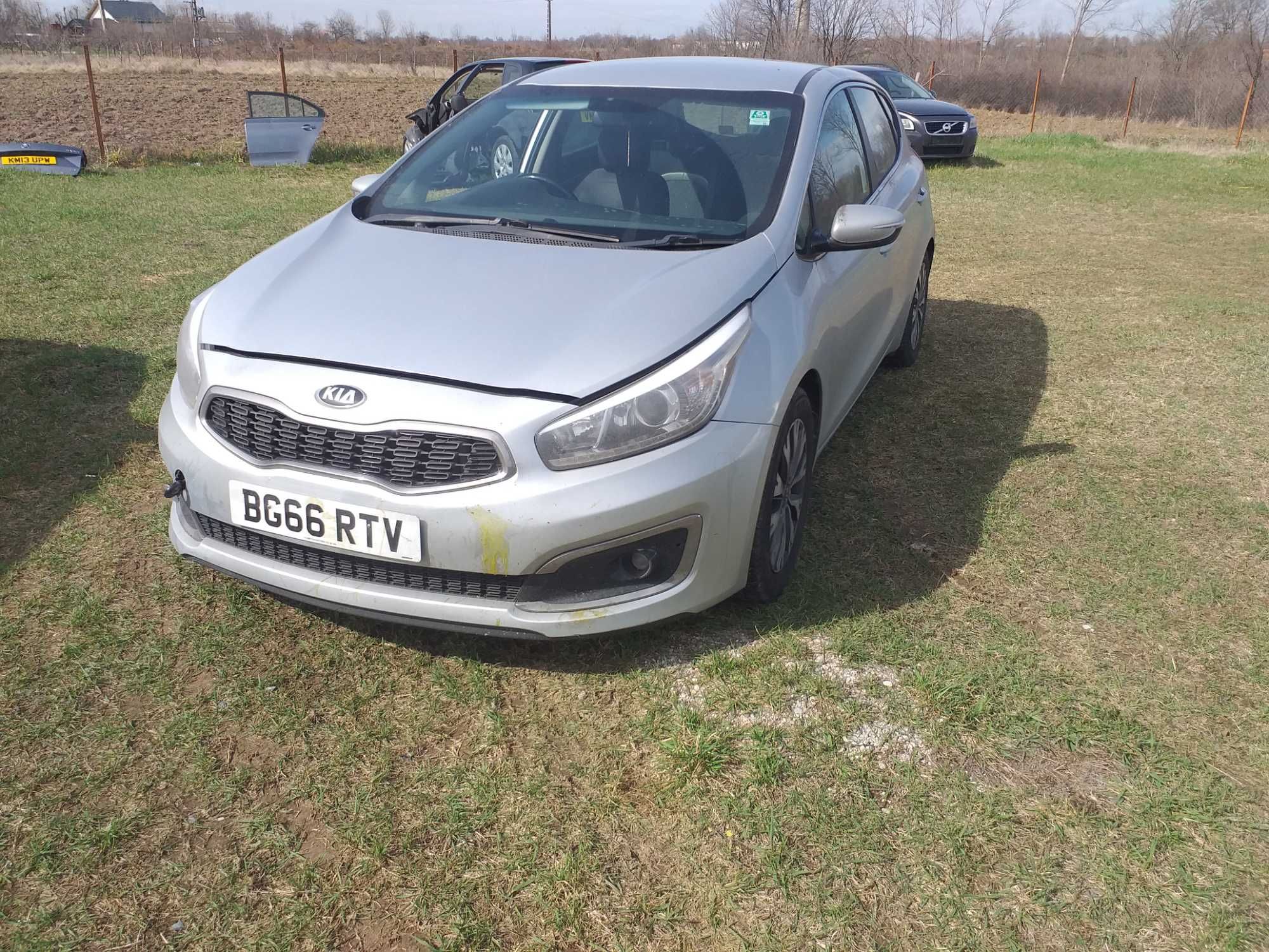 Dezmembrez KIA CEED  Facelift 2015 2016 2017 Motor 1.6 Diesel Crdi