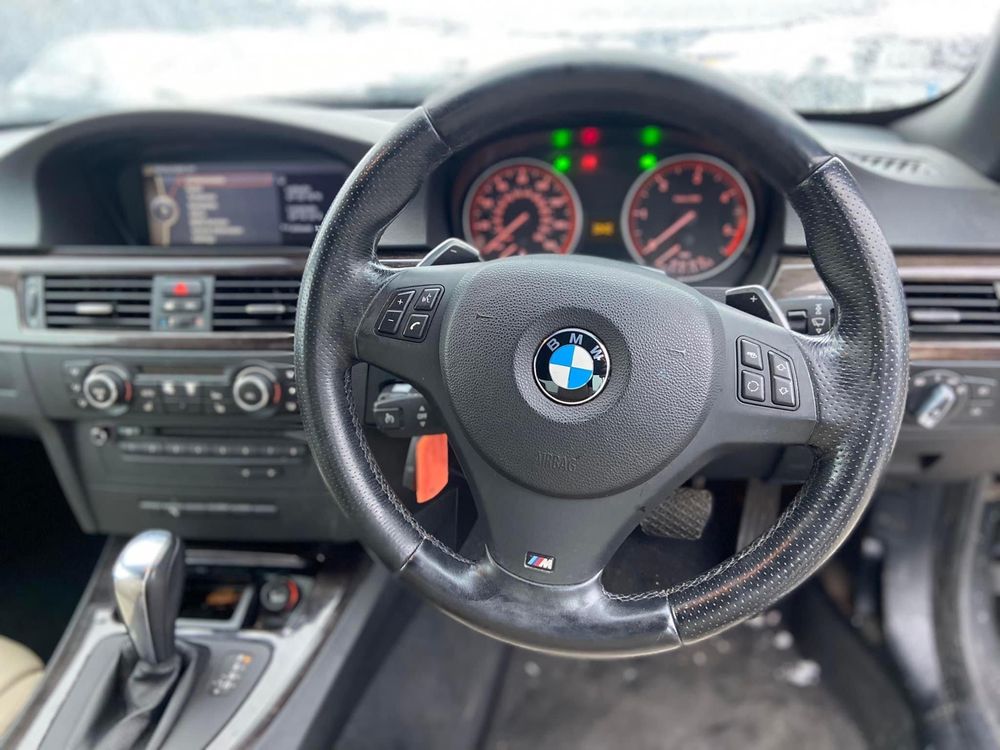 Dezmembrez BMW 330d E93LCI,Motor 245cp N57 ,NAVI CIC ,volan M