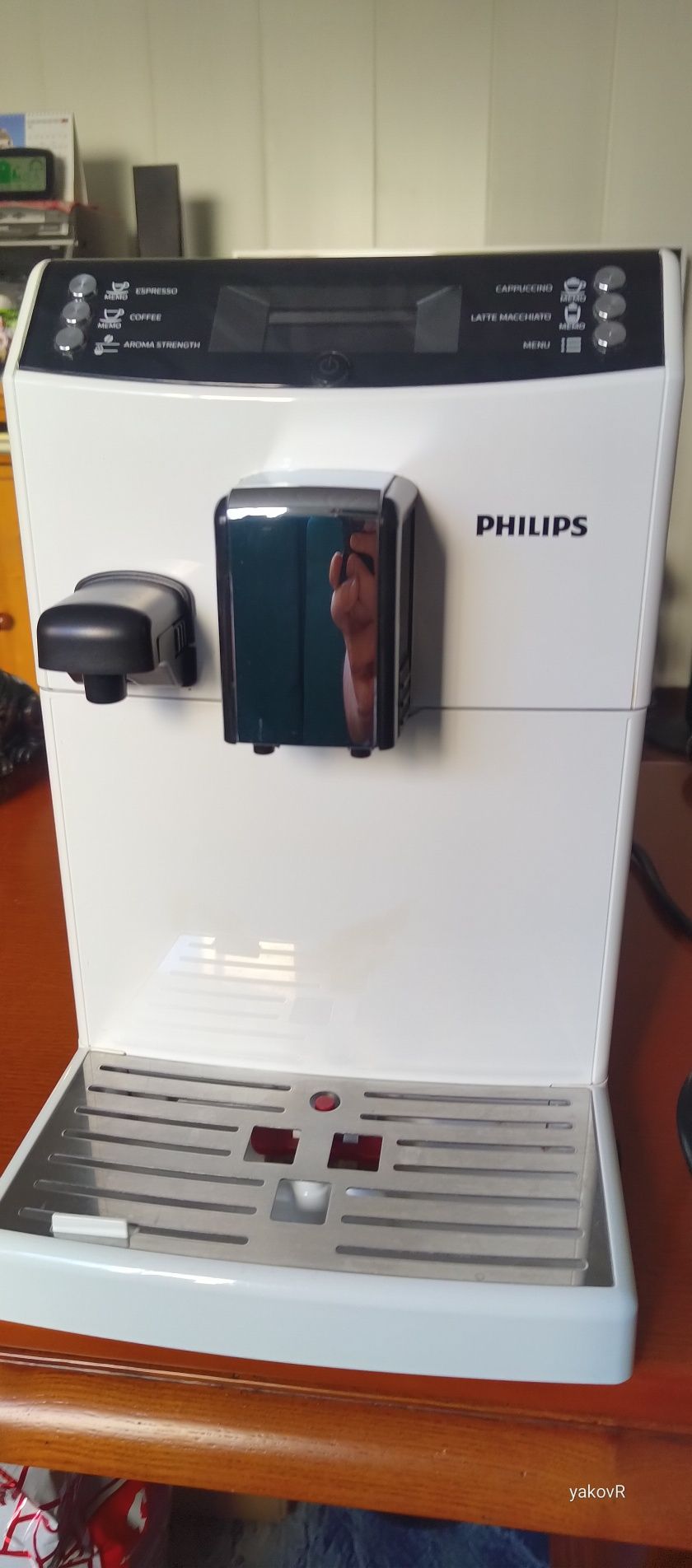 Кафемашина Phillips 3362/00 (Saeco Minuto) с кана за капучино