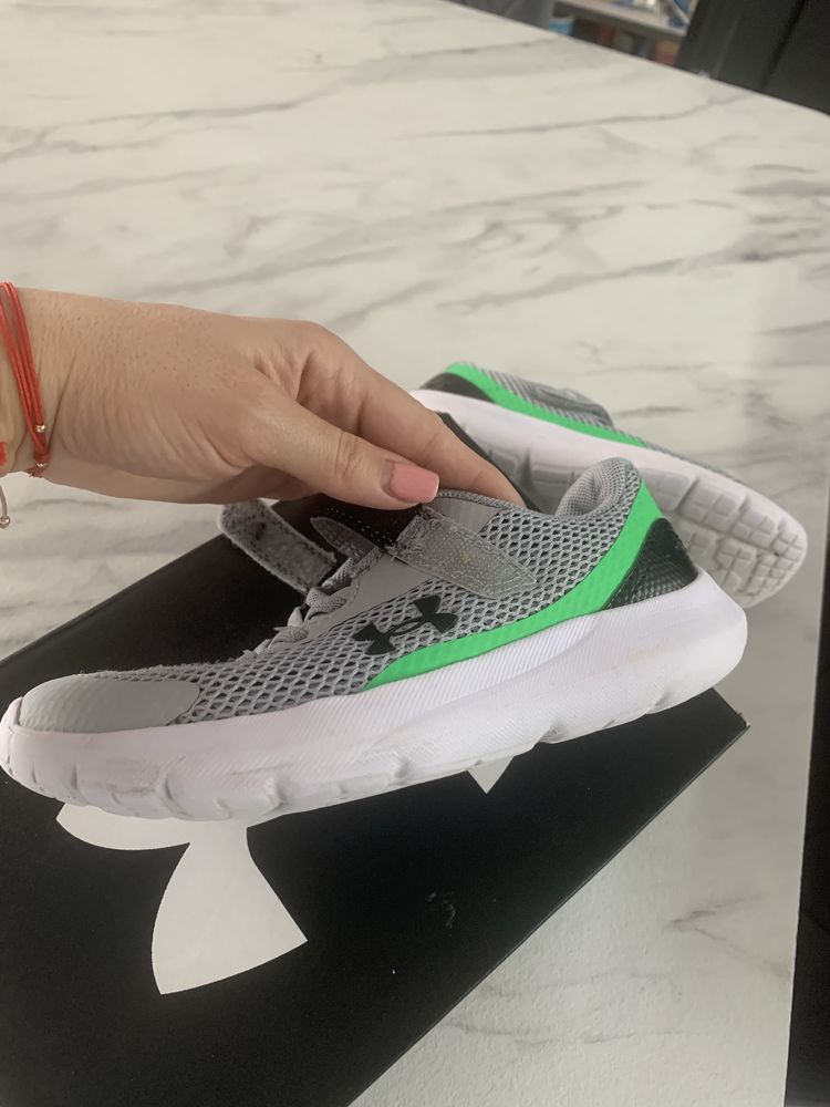 Маратонки Under Armour