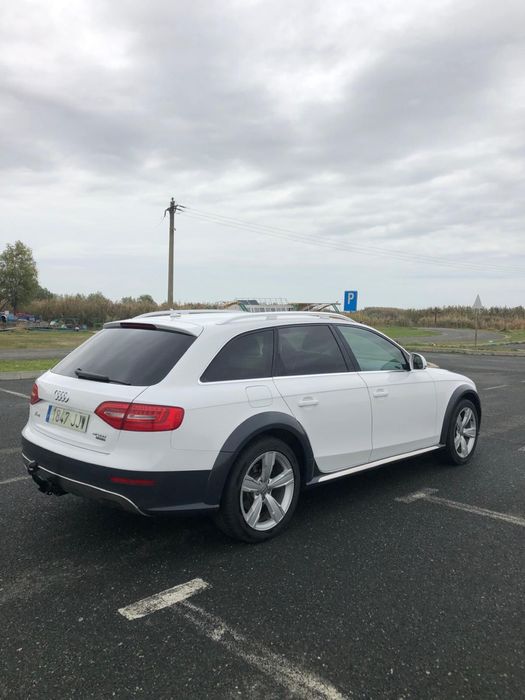 Audi A4 Allroad 2015