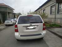 Kia carneval 2008 aftomat