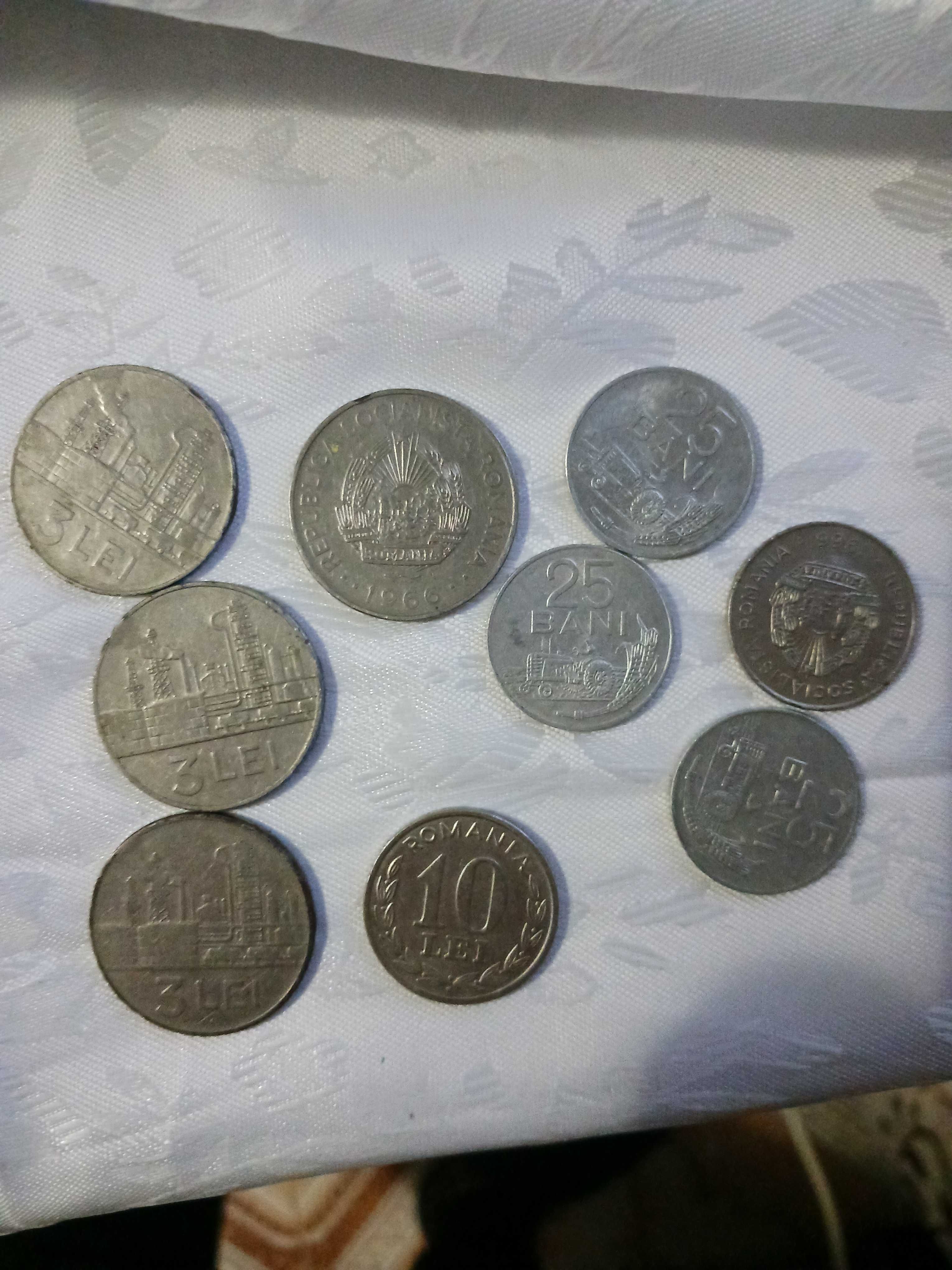 Monede vechi de 3 lei, 10 lei și 25 de bani