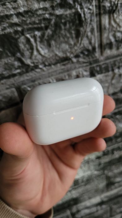Оригинальный кейс Air pods pro 1