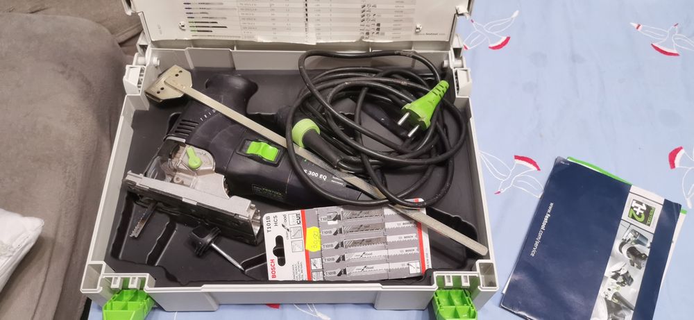 Fierastrau pendular Festool Triton PS300 EQ