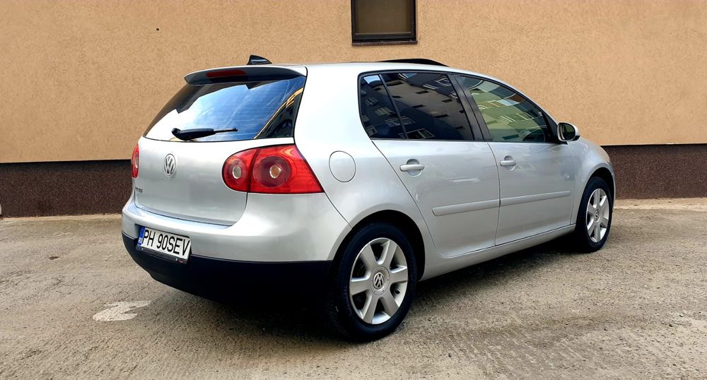 Vw Golf 5 1.6Mpi Fara rugina sau probleme Proprietar
