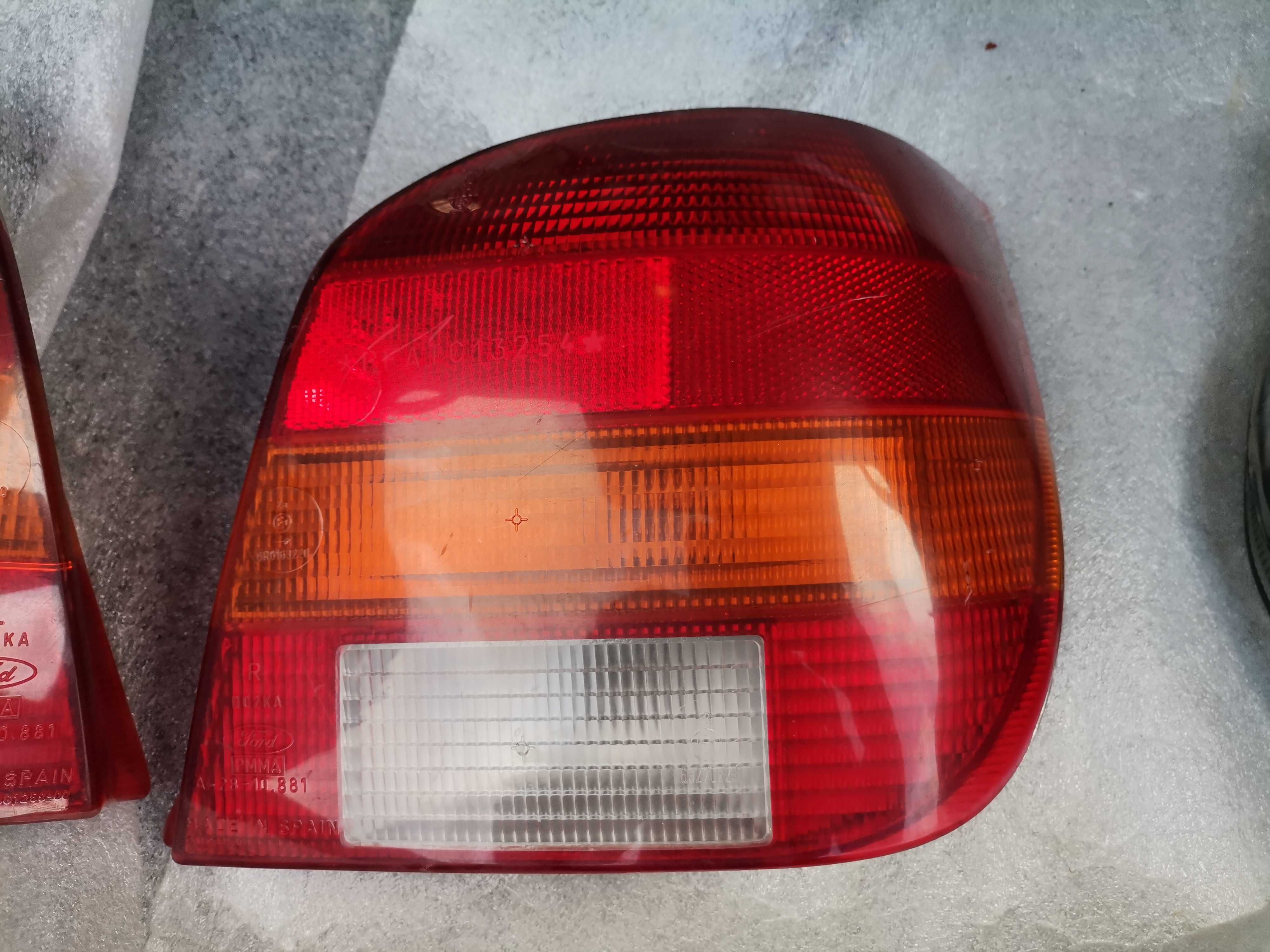Стопове фар и мигач фиеста ford fiesta