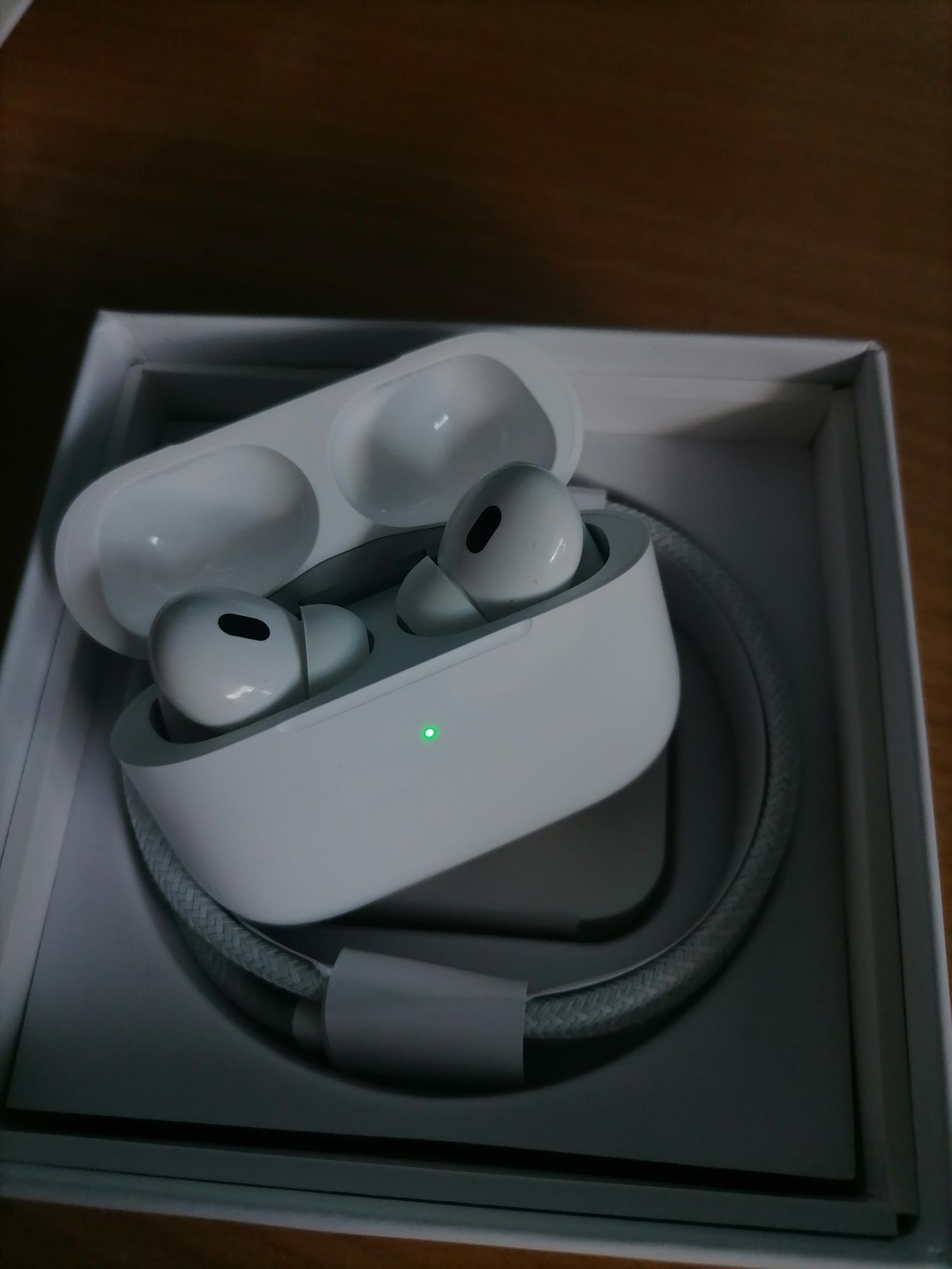 Apple Airpods Pro 2 - Нови, неразопаковани