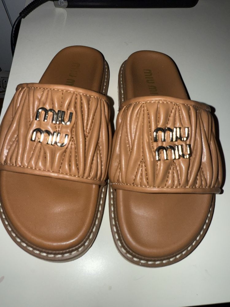 Чехли miu miu топ модел