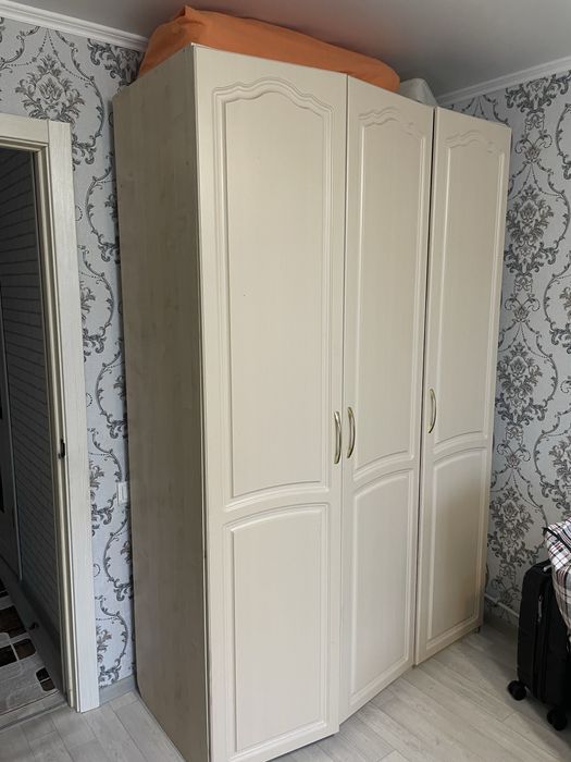 Продам шкаф 218х140