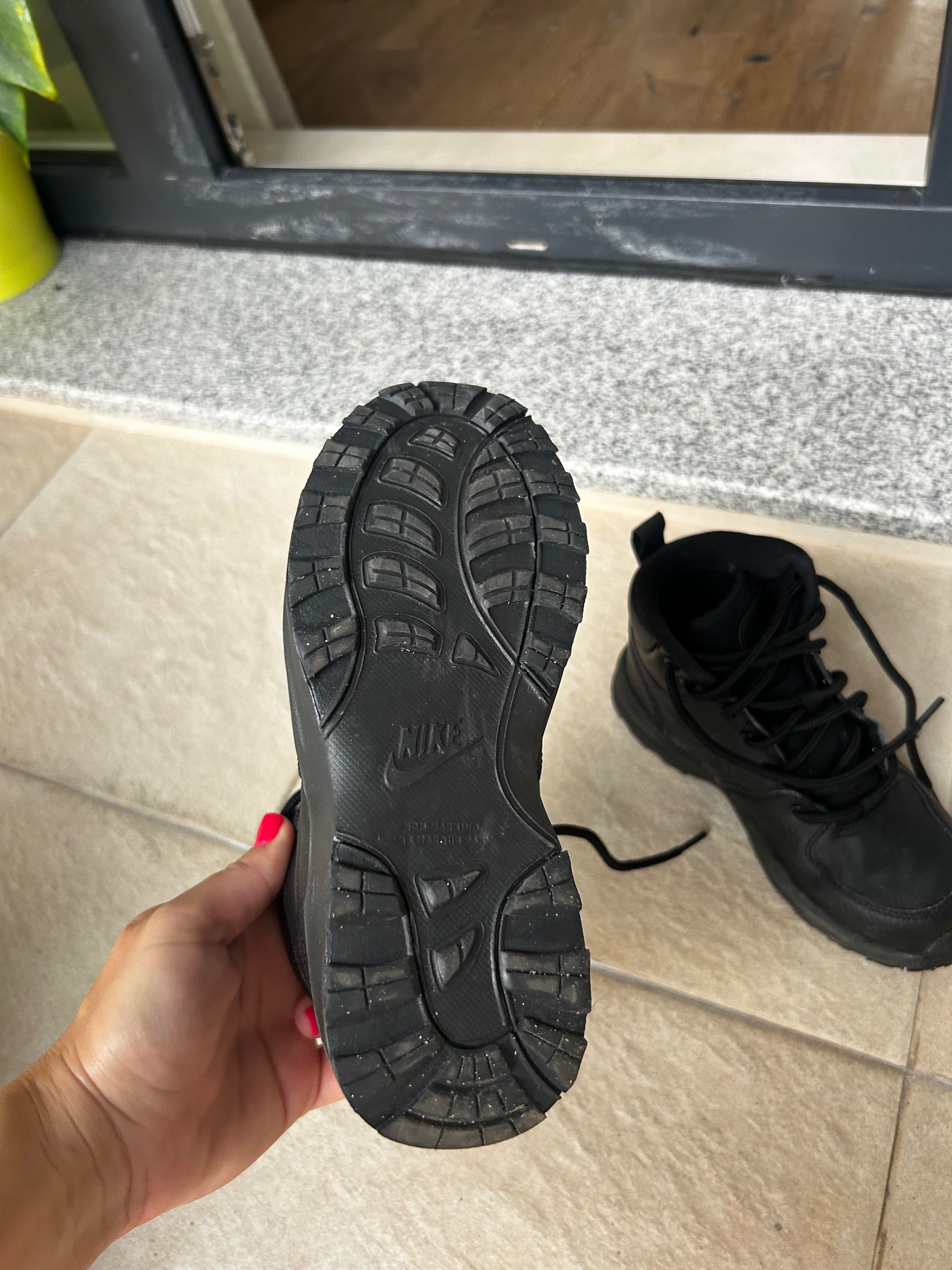 Детски зимни обувки NIKE MANOA