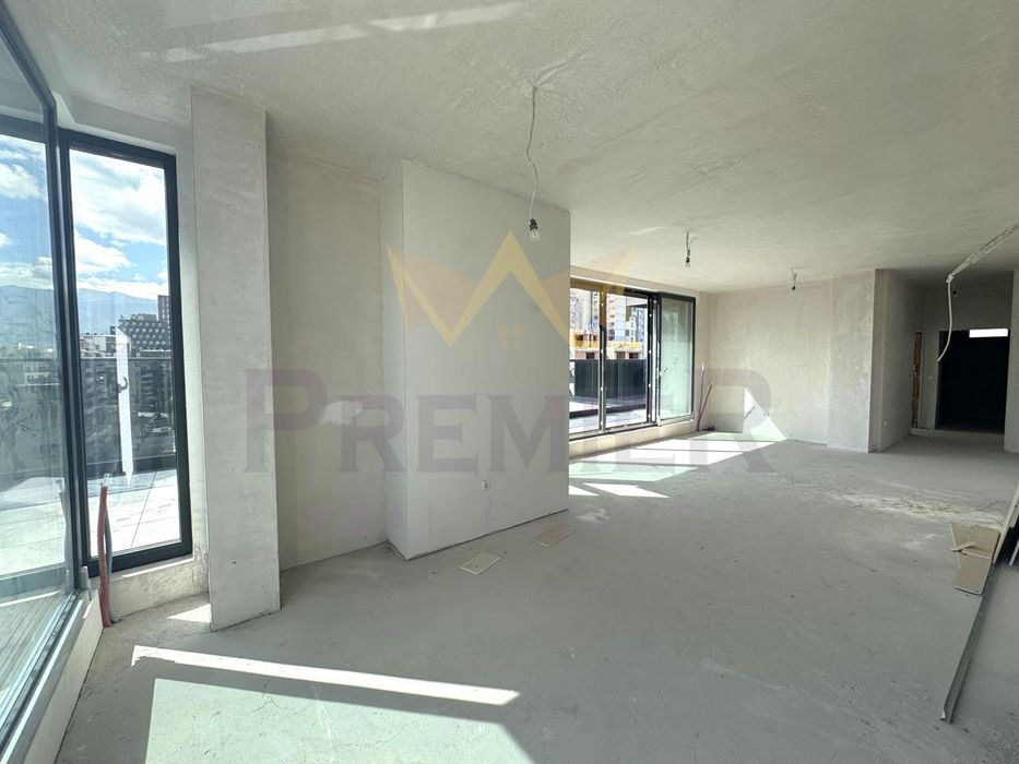 Продава се Тристаен апартамент в София, Полигона - 241 кв.м за 1702 €/кв.м - Снимка #2