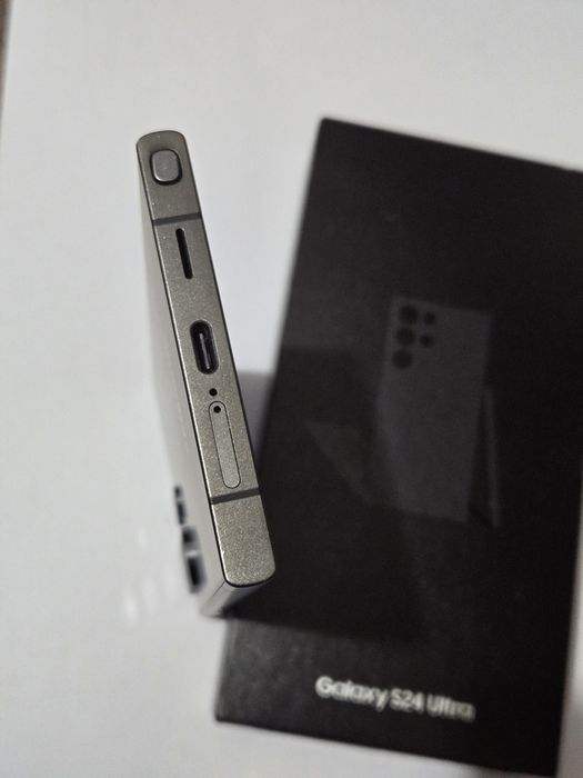 Vand/schimb Samsung S24 Ultra 256gb