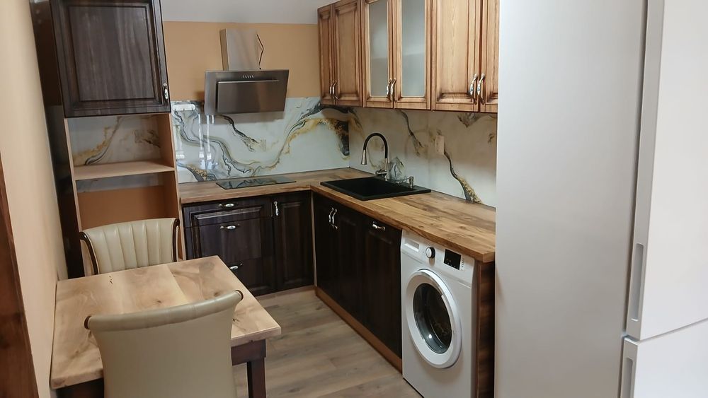 Cabana Ene Rm.Vâlcea str. Poienari nr 13 a