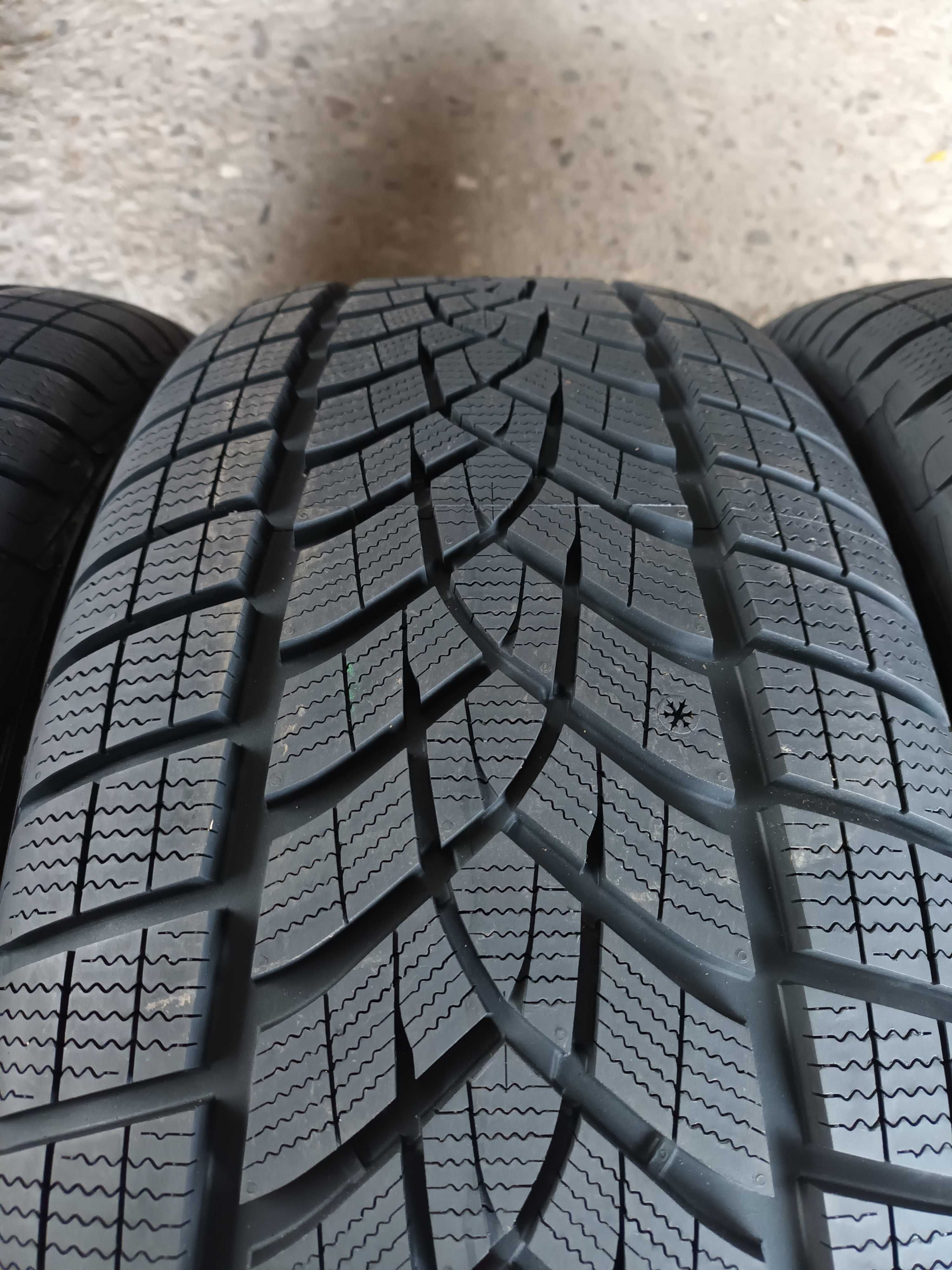 4 Нови зимни гуми 275/50 R20 Goodyear UltraGrip SUV Performance+ 113V