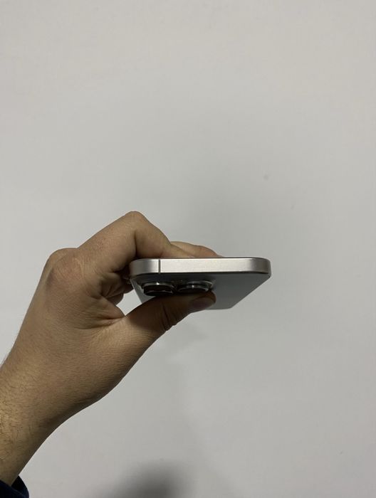 Iphone 15 pro 128 GB