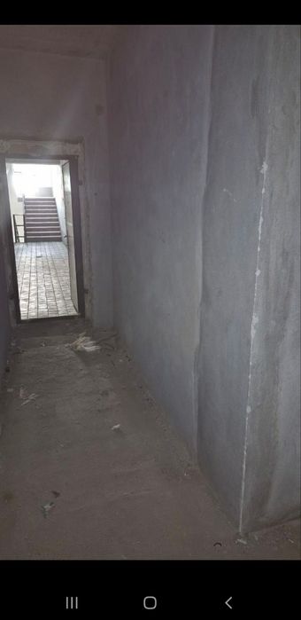 Продаётся квартира коробка.