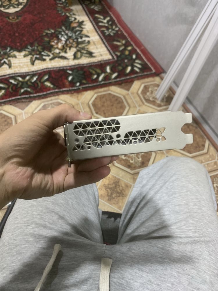 Видеокарта P106-090