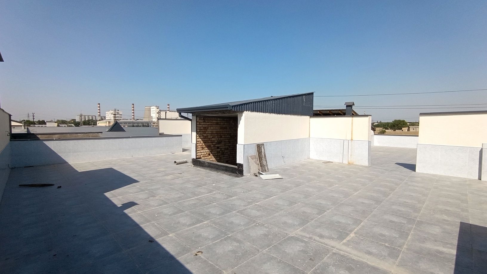 Uy sotiladi kotej Duo House salar kocha