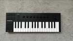 NI kimplete kontrol m32 Midi клавиатура