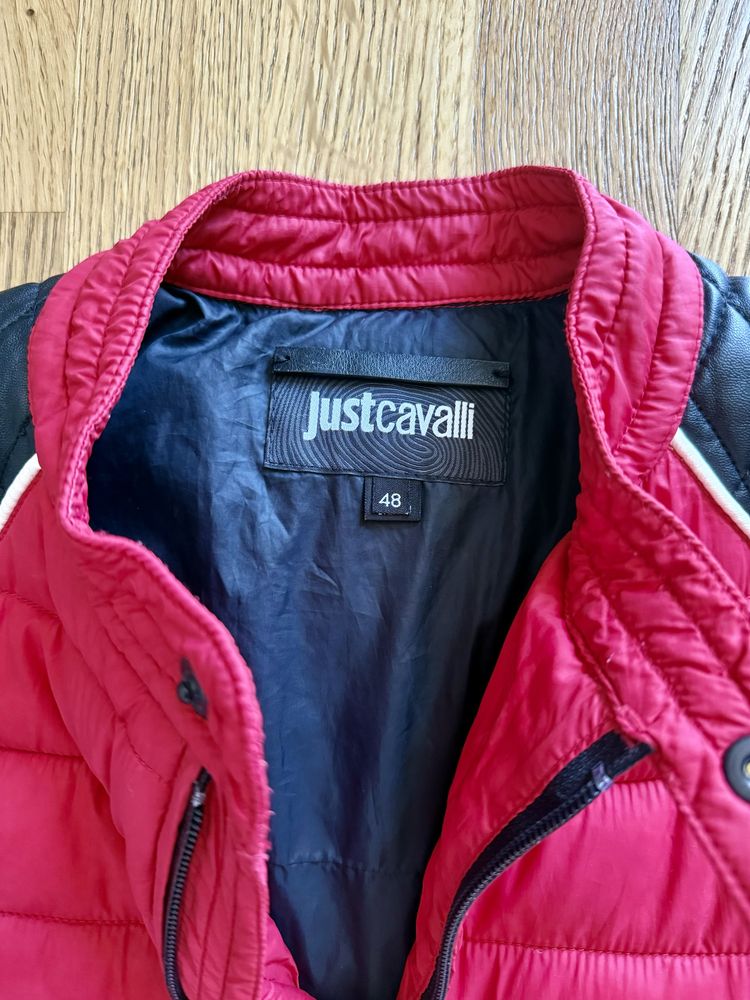 Just Cavalli пухено яке 100% оригинал !!!Размер 48(м)