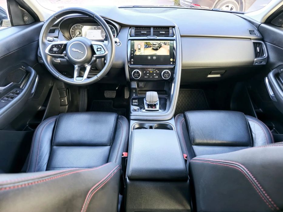 Jaguar E-Pace Hybrid/Benzina Garantie 1-3 Ani 218 CP Pilot Distronic 4x4 Keyless LED