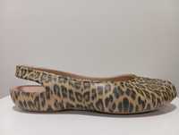 Crocs leopard relax