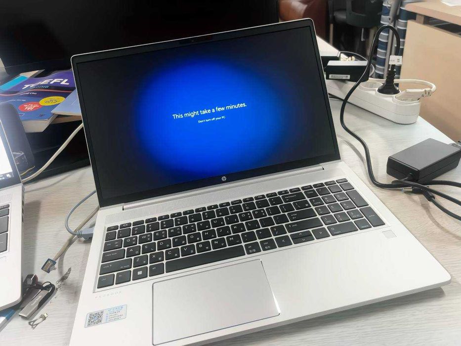 HP Pavilion 15 G10 Noutbuk Sotiladi!