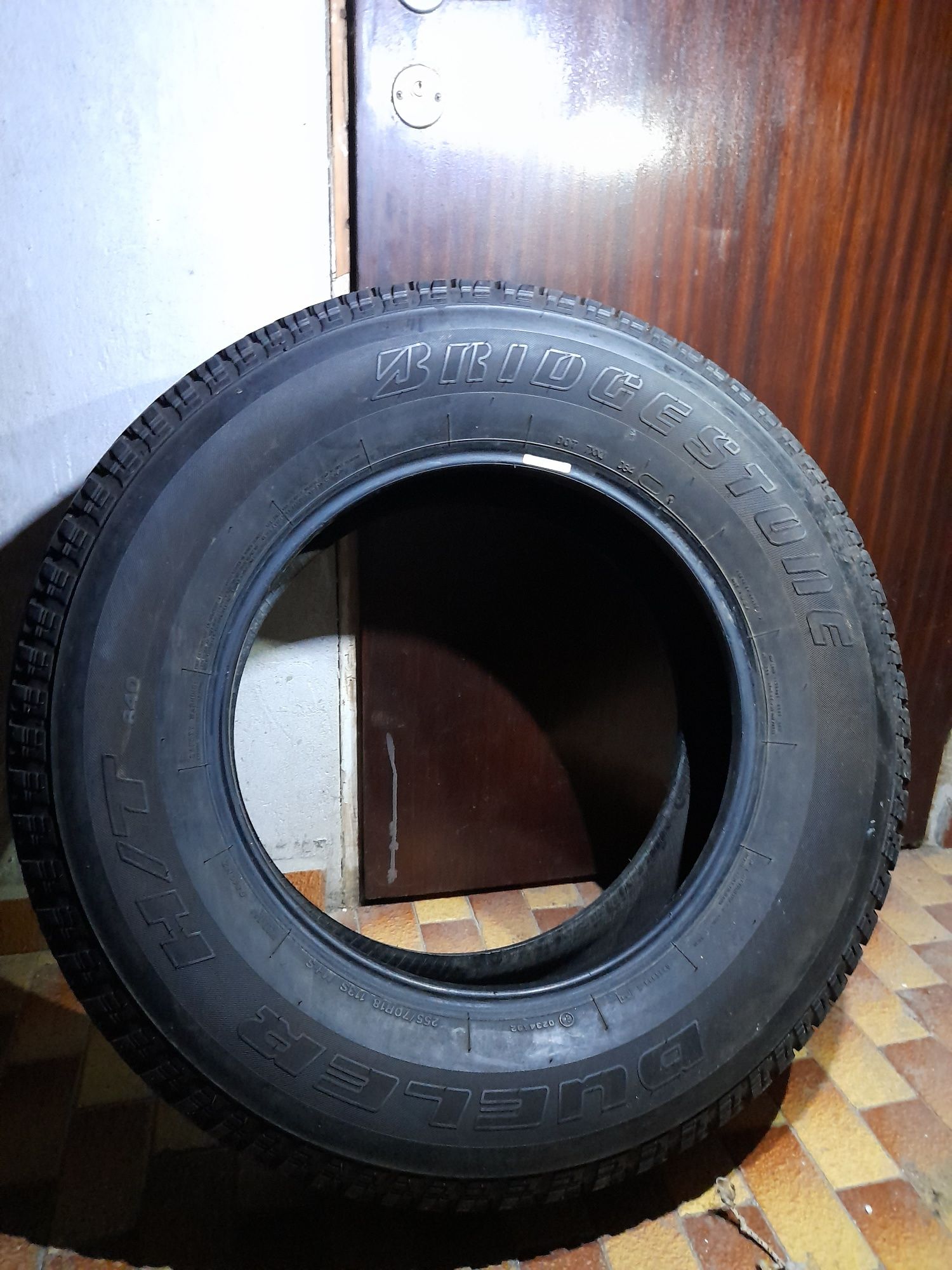 Гуми Bridgestone DUELER 255/70/18