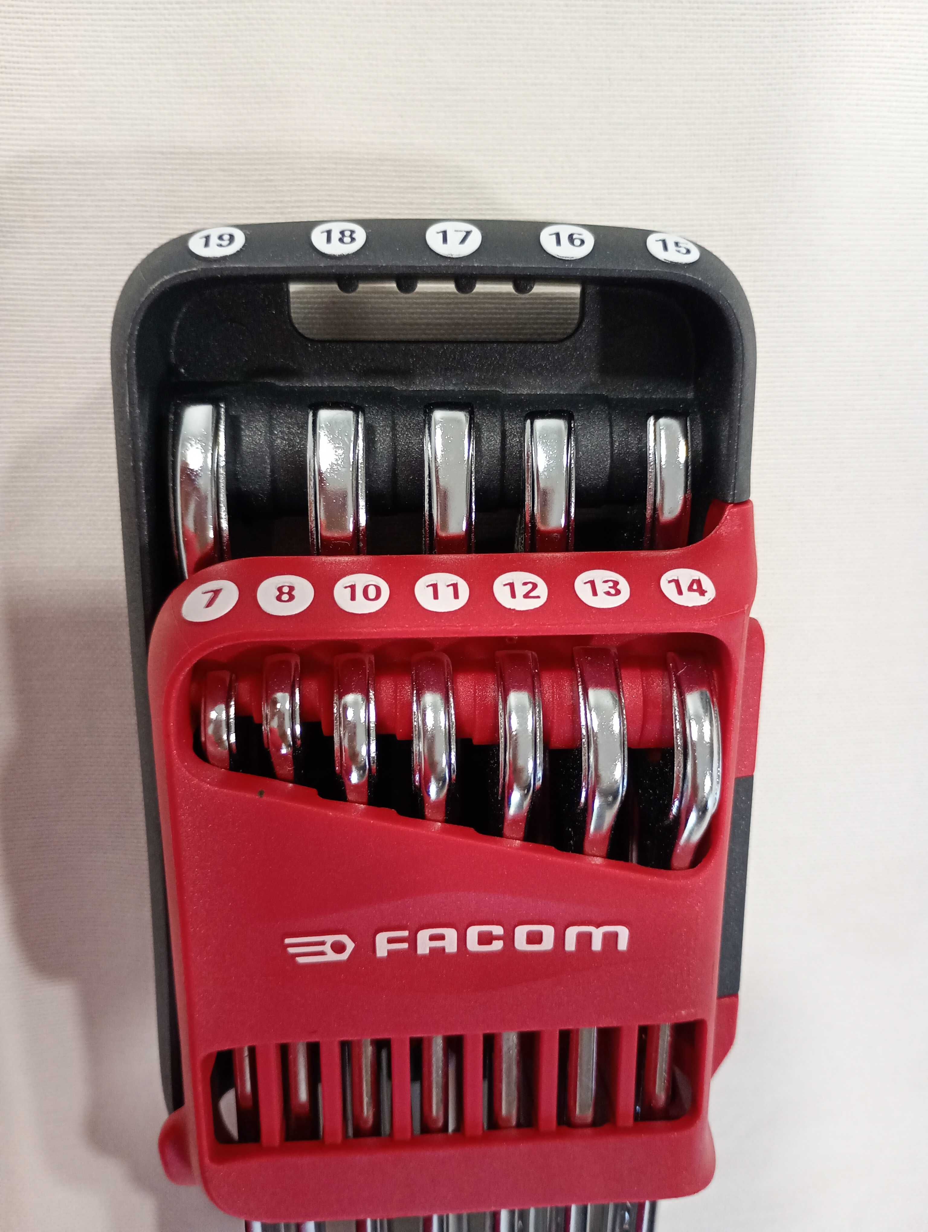 Facom OGV 440 звездогаечни ключове 12 броя.