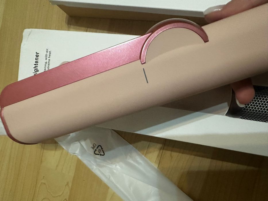 Uscator de par – air straighter- nou în cutie