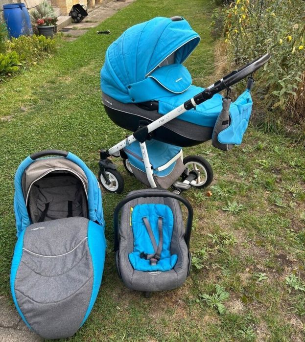 Коляска детская, состояние нового