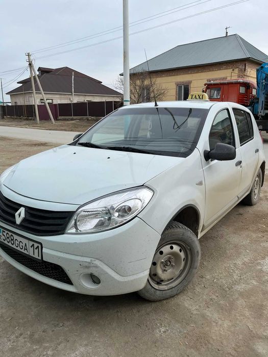 Renault Sandero 2012